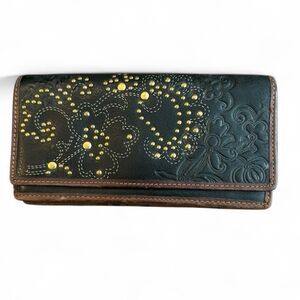 Fossil Studded Embroidered Black & Brown Leather Wallet